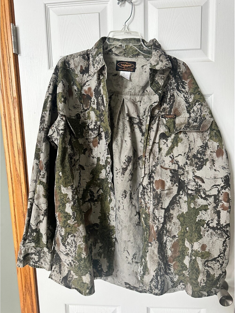 Camo Long  sleeve button down shirt men XXL YUKON Hear